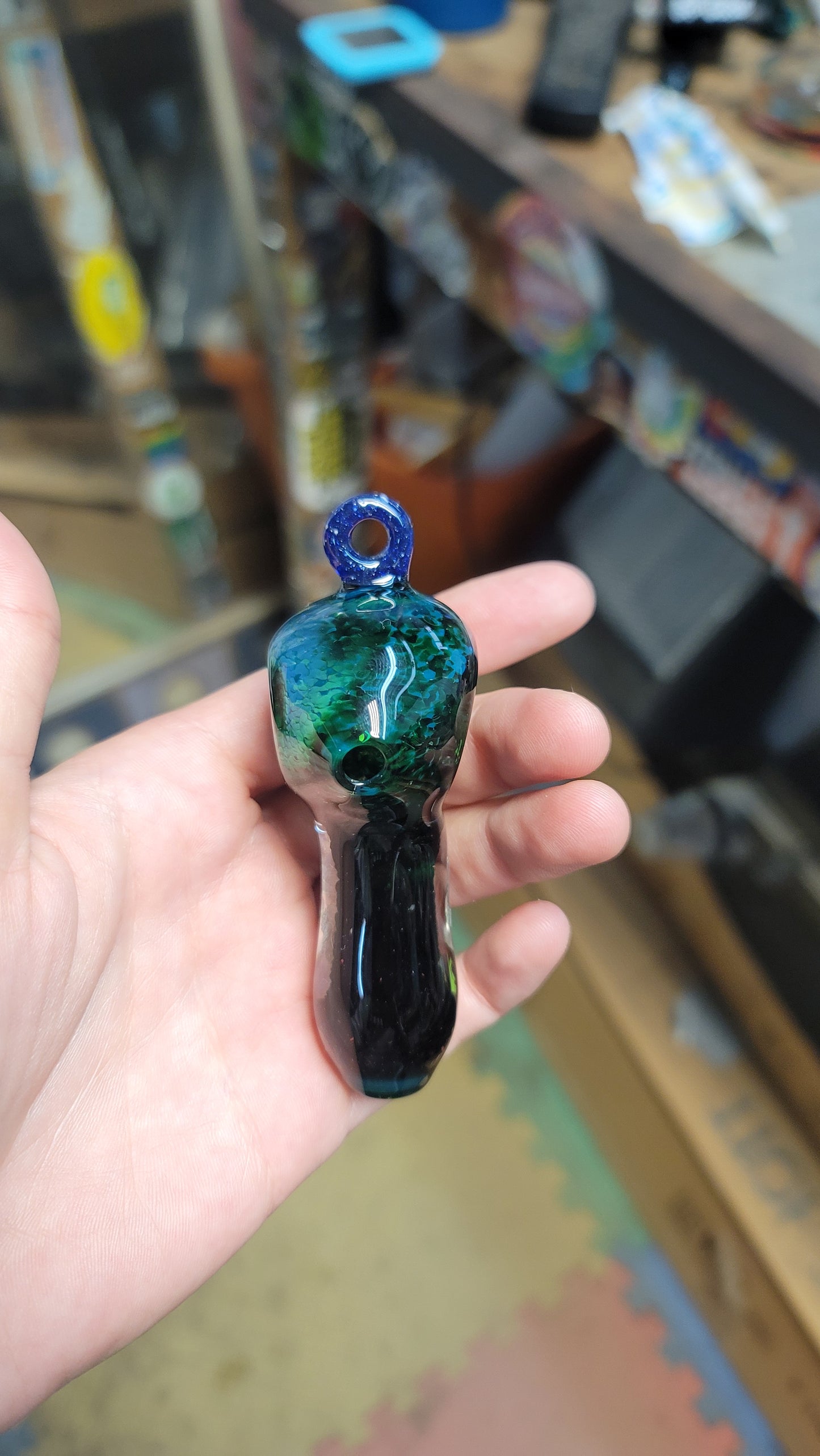 Thick pendant pipe