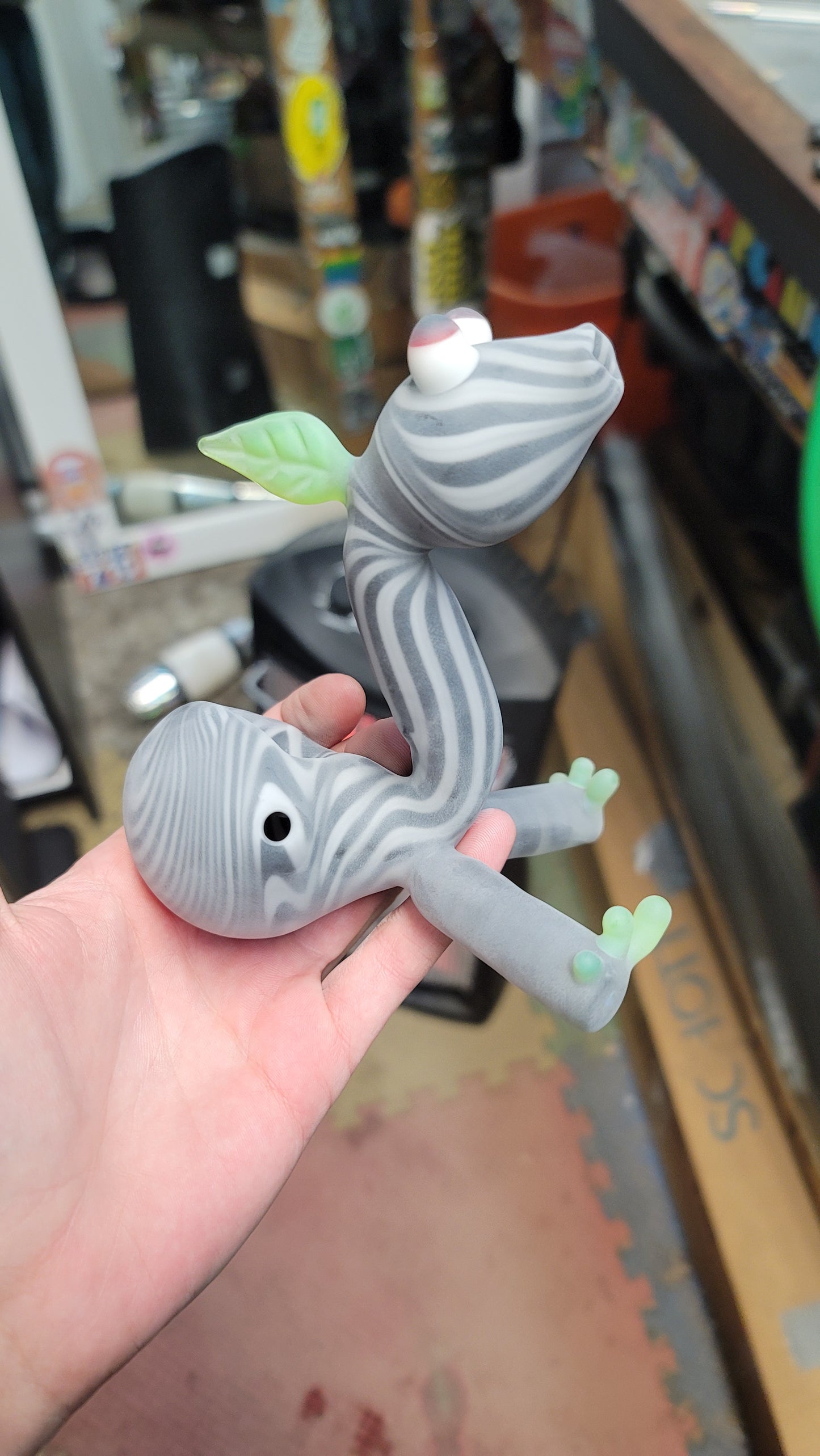 Sandblasted Footsie