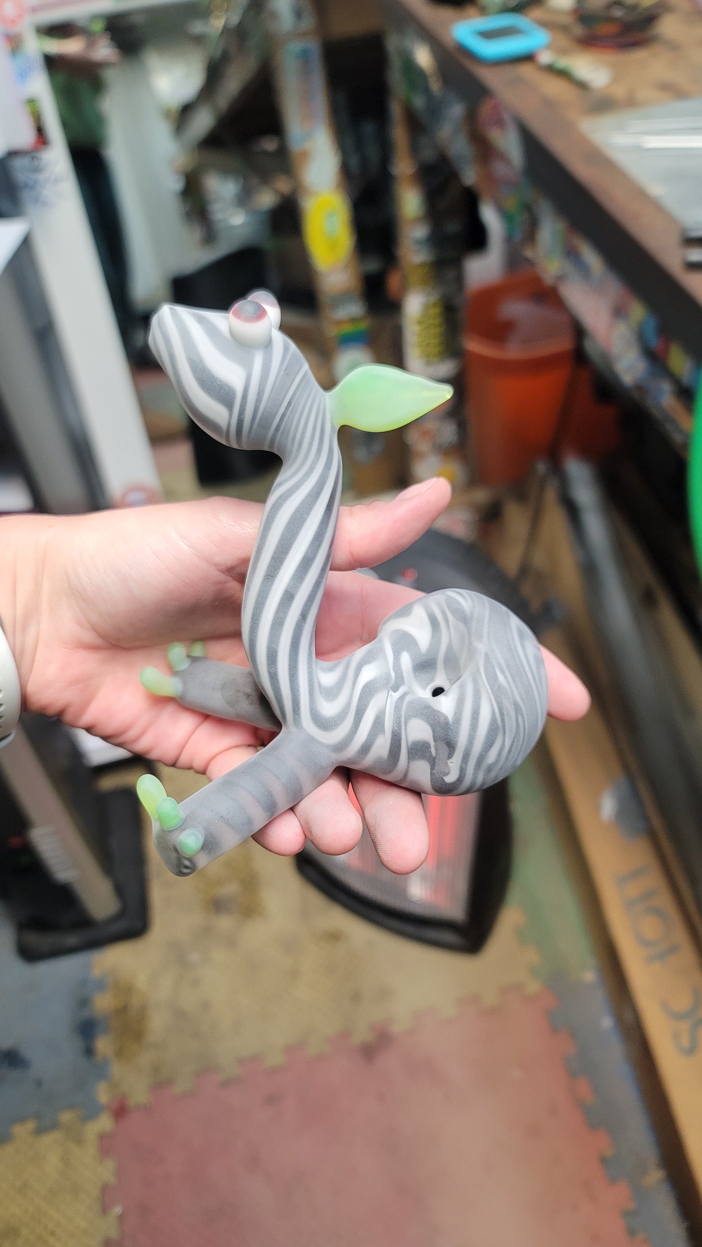 Sandblasted Footsie