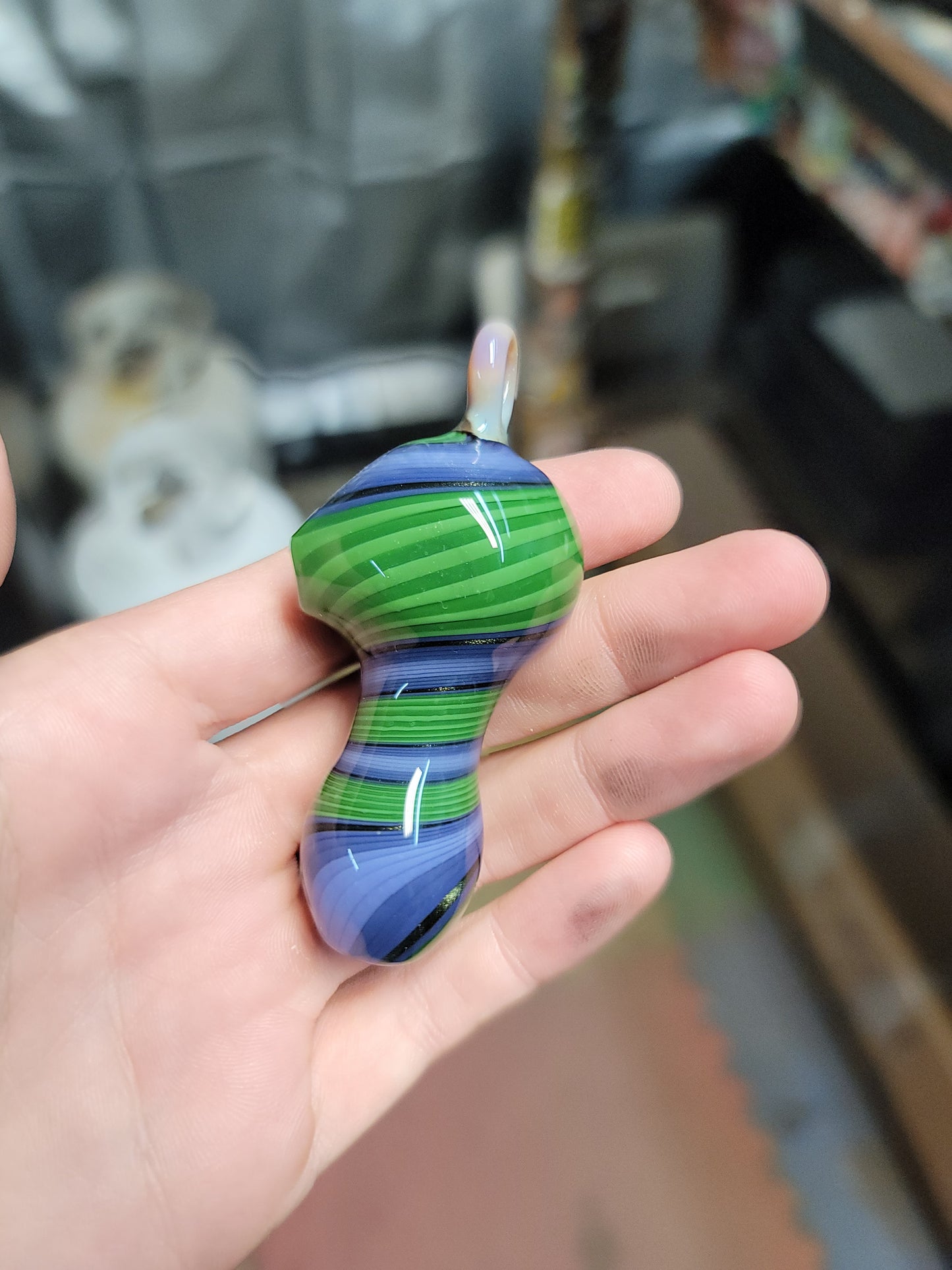 Pipe pendant