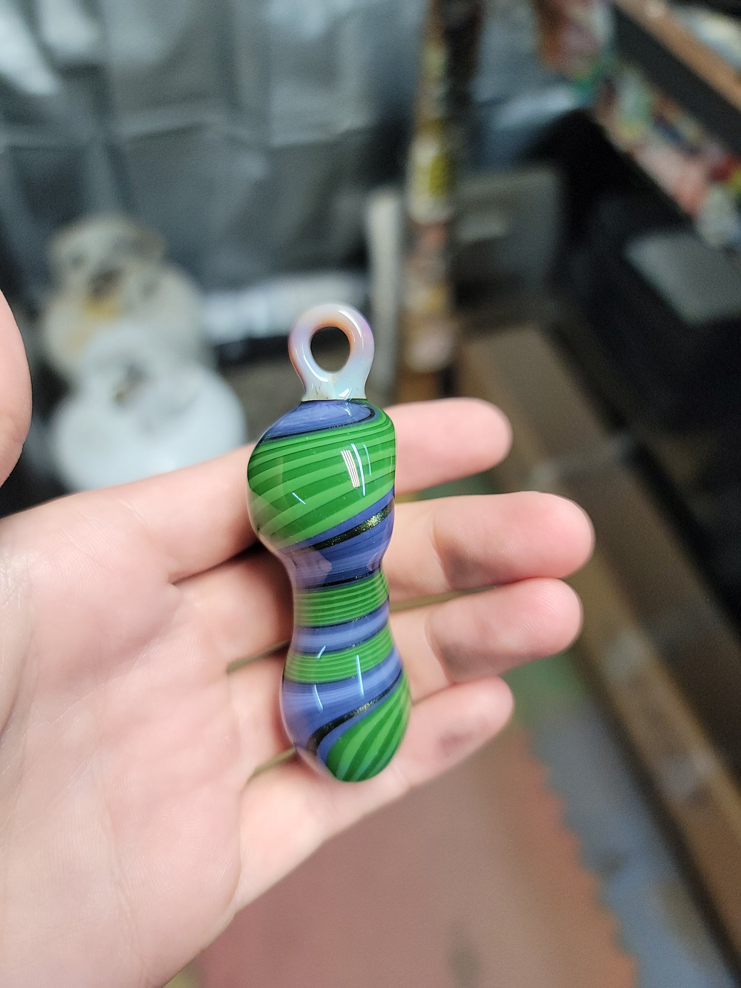 Pipe pendant