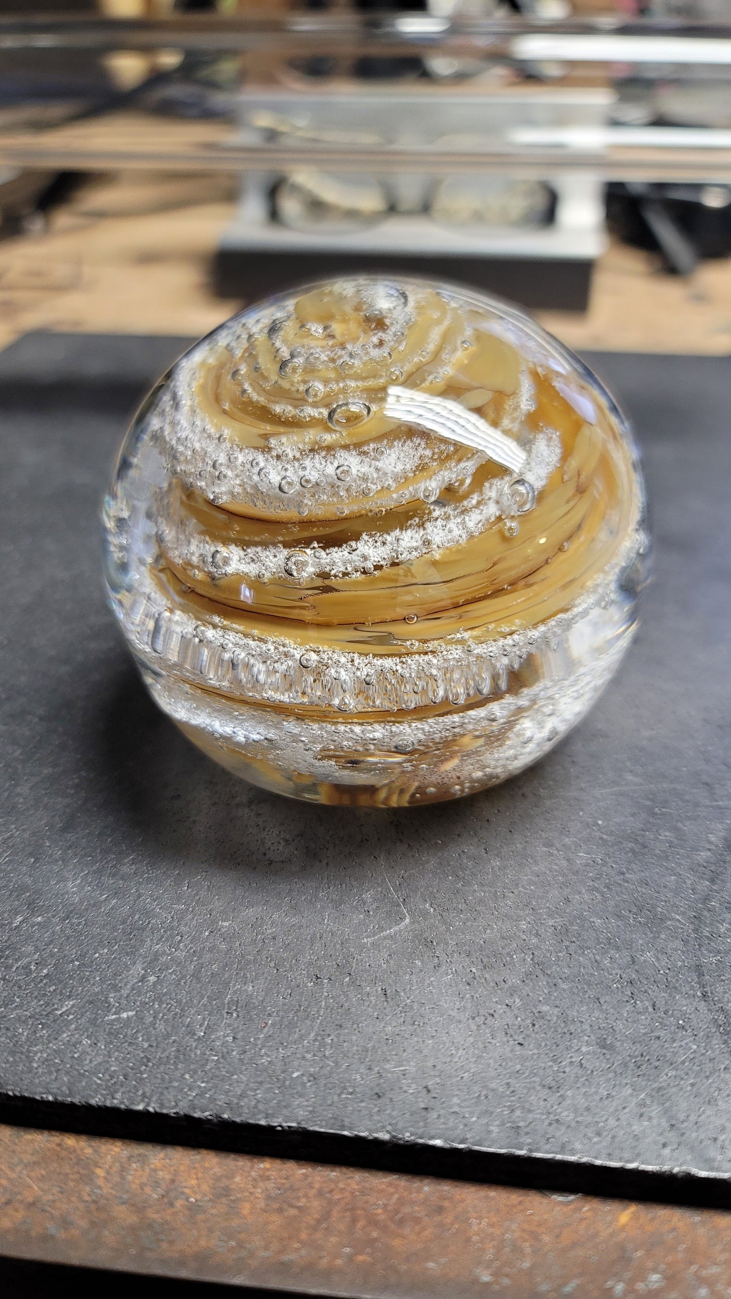 Memorial paper weight