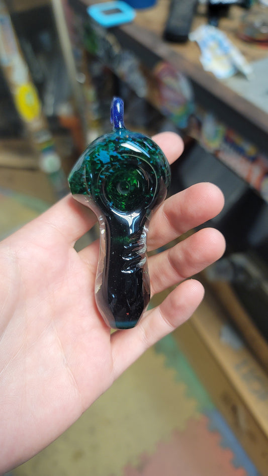 Thick pendant pipe