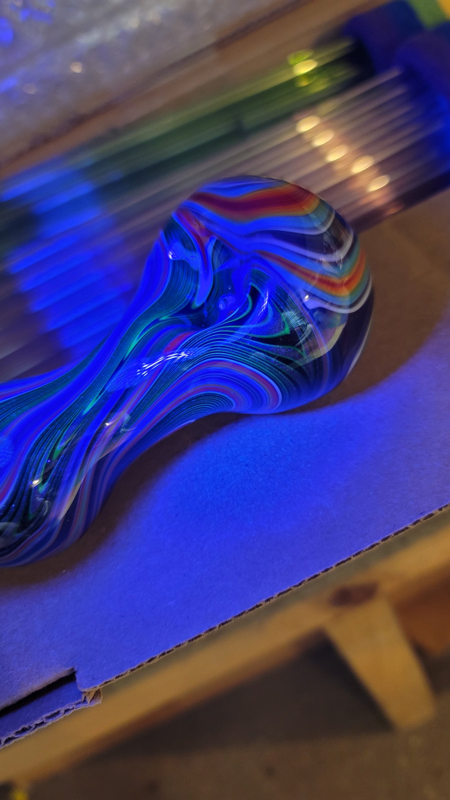 Black light reverse axis