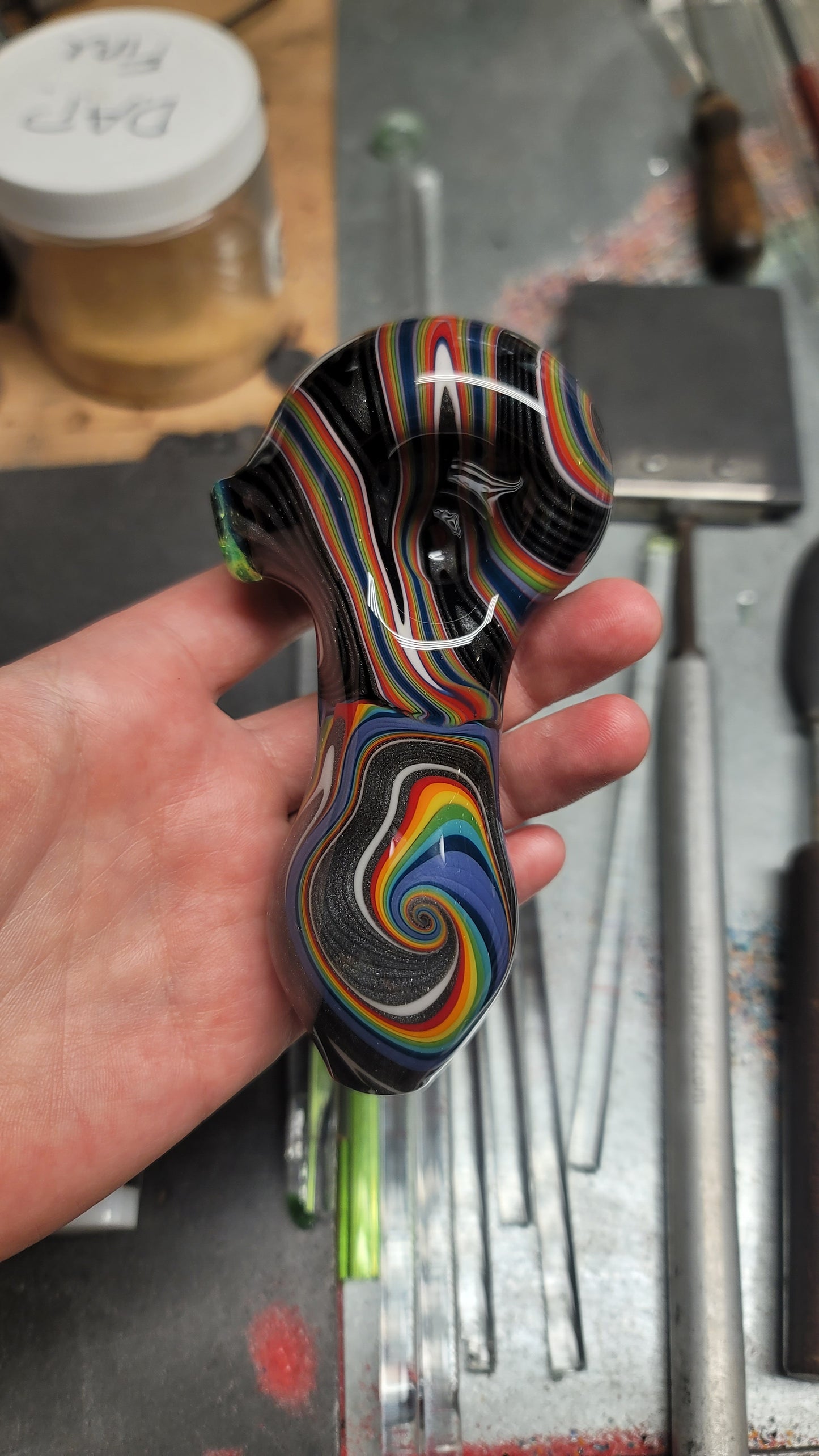 Double reverse axis UV Glow