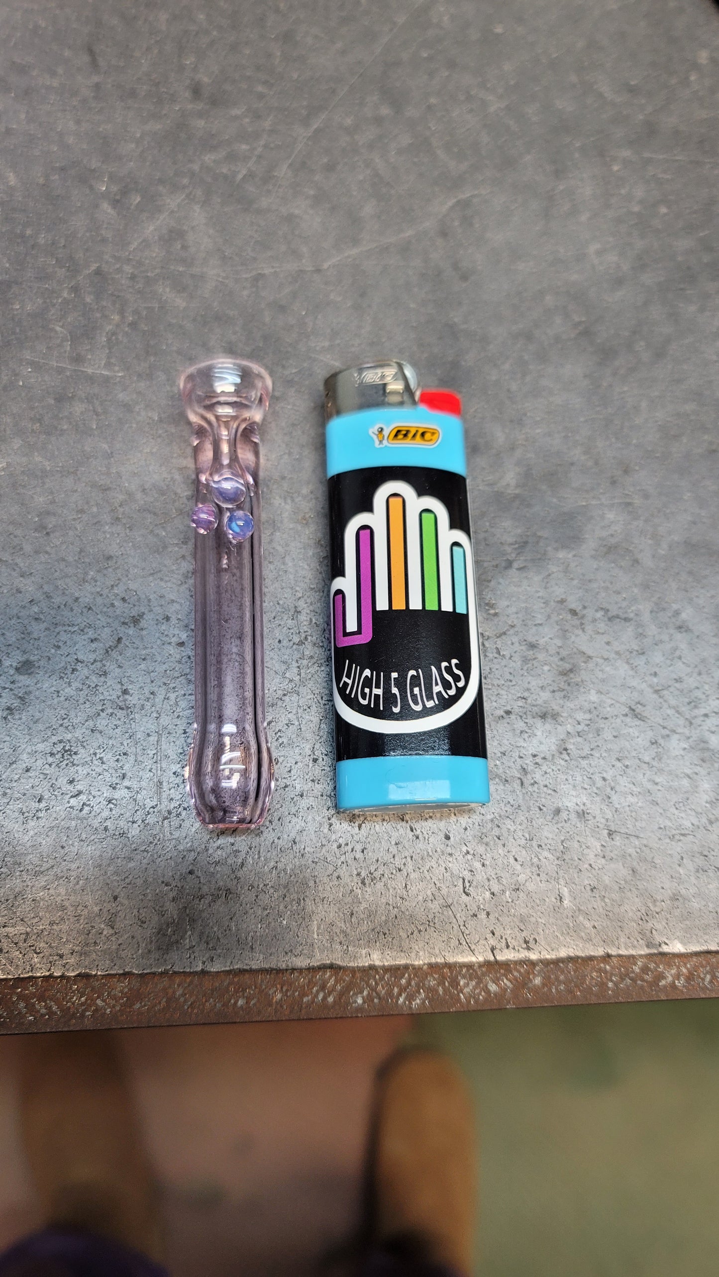 Pink chillum purp dots