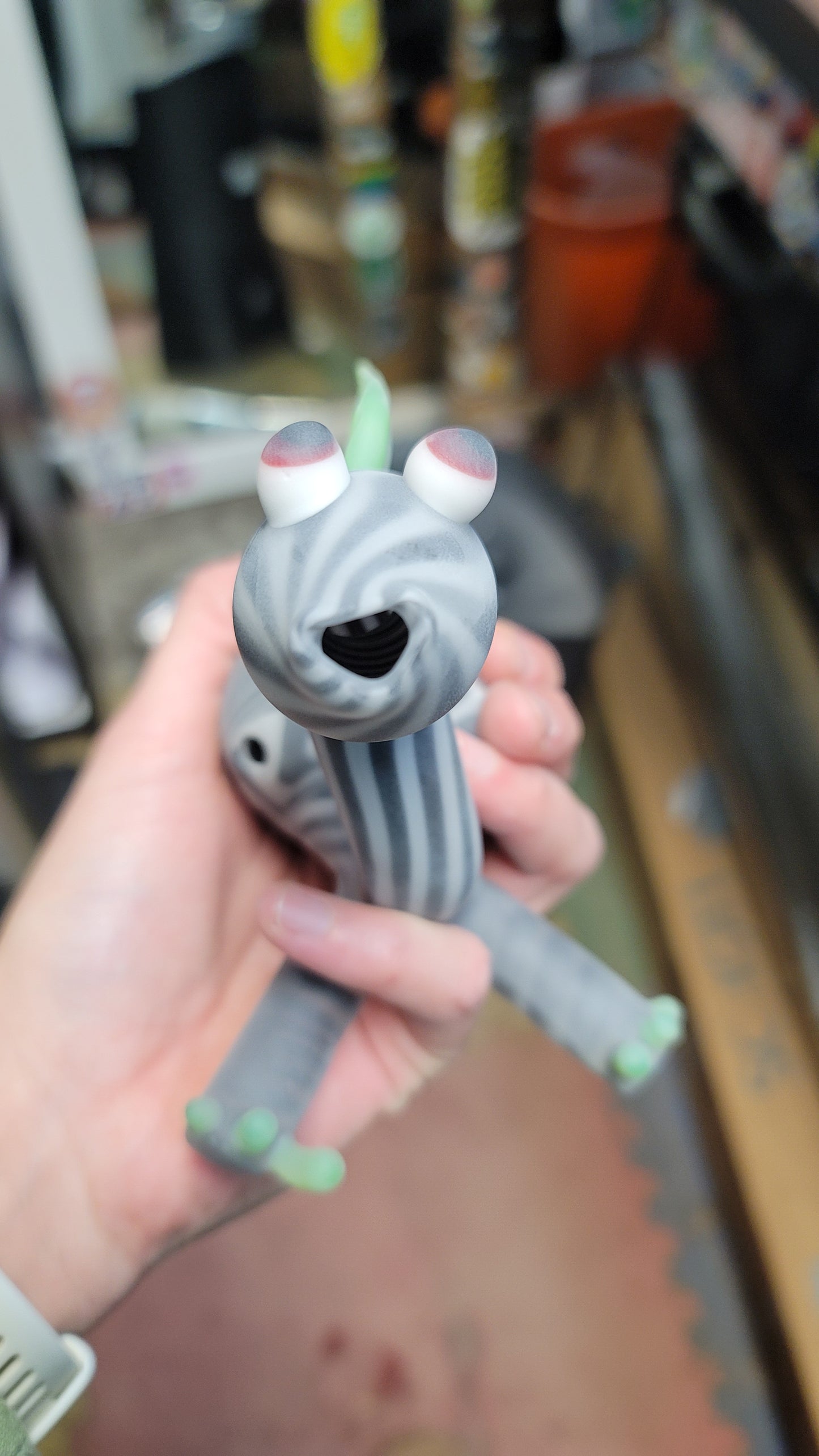 Sandblasted Footsie