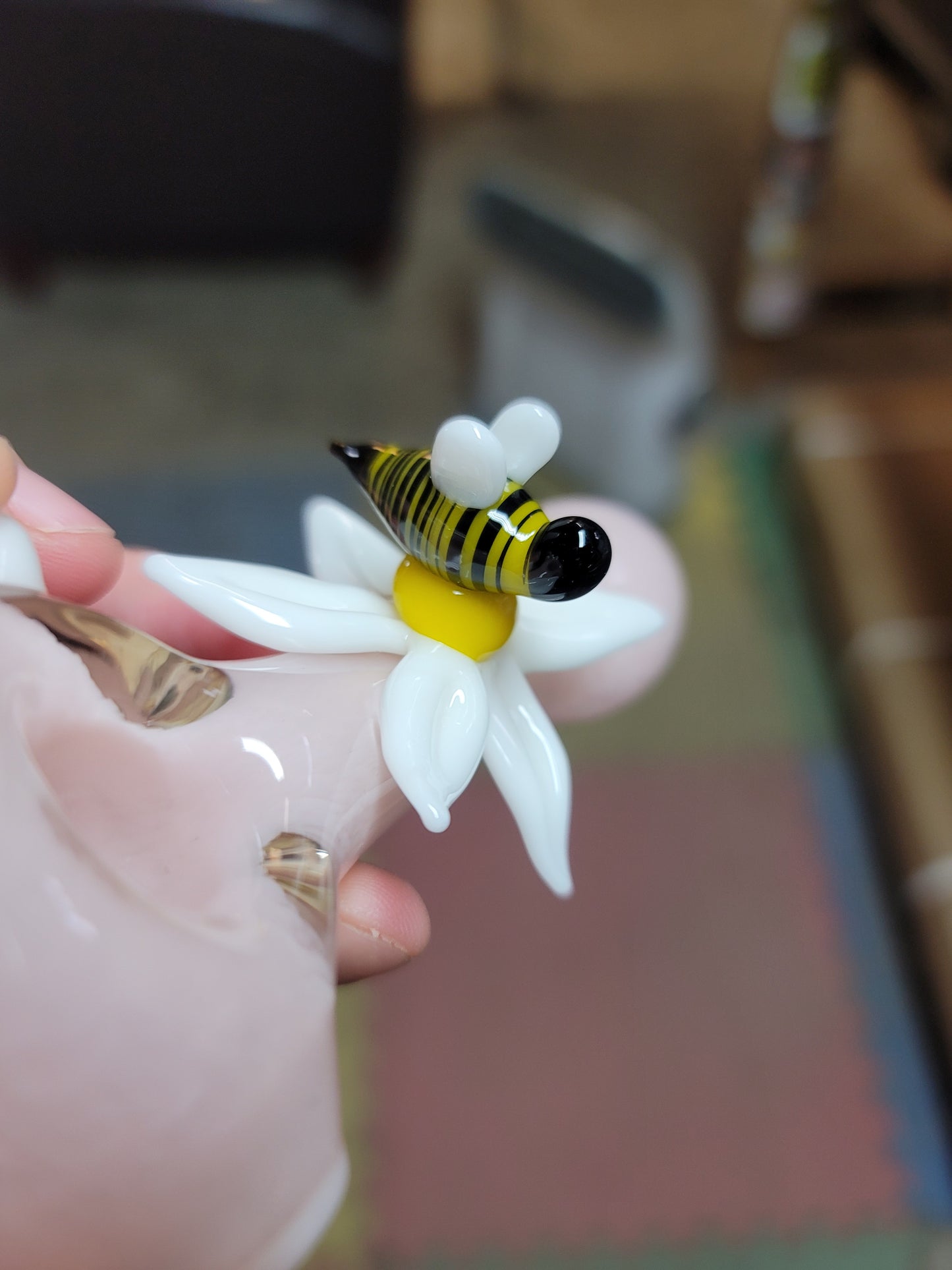 Bee on Flower made to order