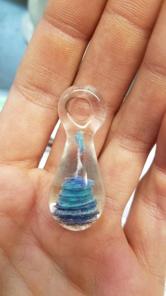 Memorial tear drop sun catcher